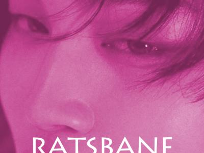 Білий текст "Ratsbane by SameINK" на рожевому фото з обличчям Пак Чіміна